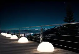 Полусфера Como 600 мм с подсветкой Подсветка: RGB/W, ландшафтное крепление