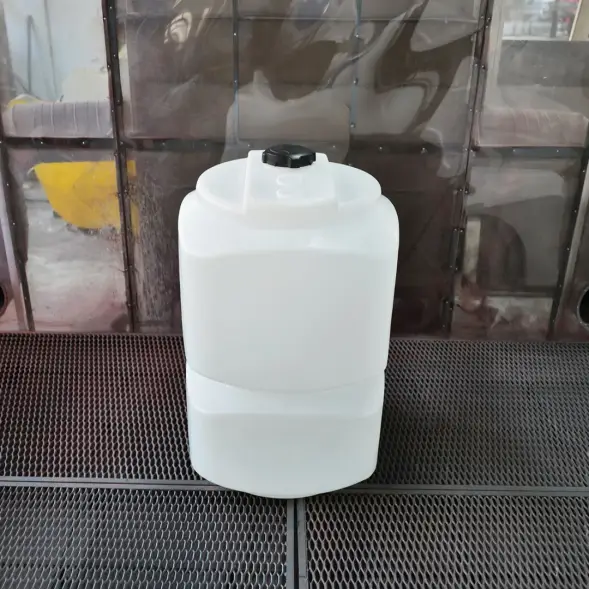 Емкость L 500л OIL белая