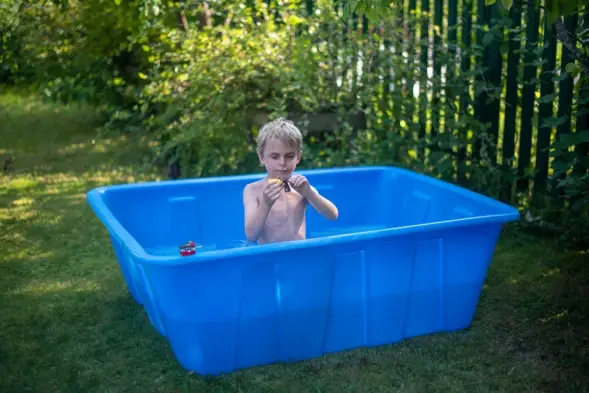 Ванна пластиковая пищевая с крышкой KN, 600 л, 1.2 г/см³, HDPE, синий [121207.0600.601.000]