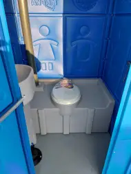 Туалетная кабина «Стандарт КК Люкс» с пластиковым поддоном