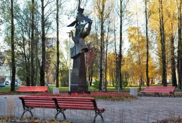 Скамейка чугунная «Новая Европа» 3,0 м (3 опоры)