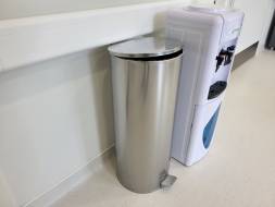 Урна для мусора с педалью, 50 литров