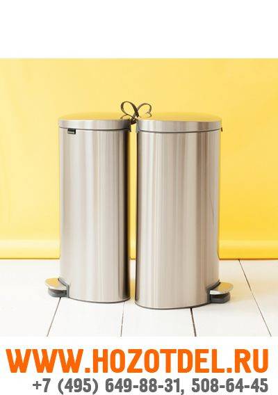 Мусорный бак с педалью Brabantia FlatBack 30 литров
