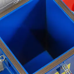 Контейнер герметичный специализированный вертикальный для битых ламп и термометров ГСК 500, 500х400х400 мм