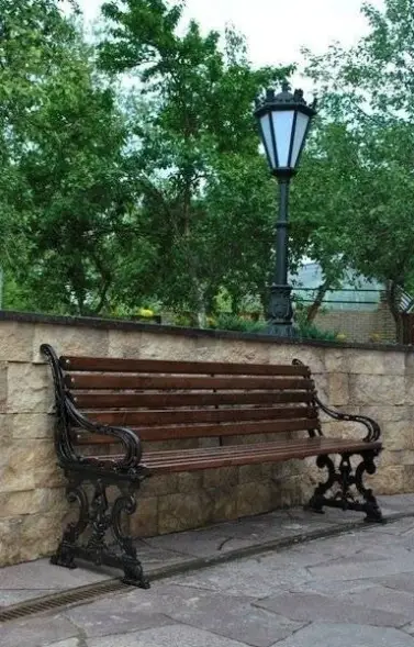 Скамейка чугунная «Ампир» 3,0 м (3 опоры)