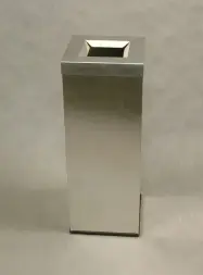 Урна Ладья-1, 300х300х830 мм, покраска, с емкостью 40 л